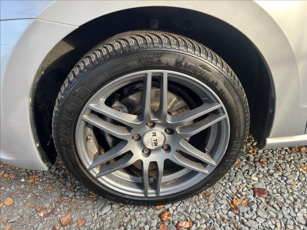 Volkswagen Golf Sportsvan MPV 1,6 l 81 kw