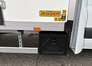 Mercedes-Benz Sprinter 14