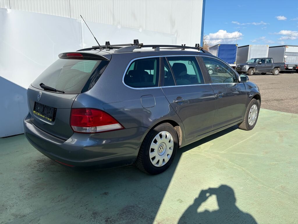 Volkswagen Golf Kombi 1,6 l 75 kw