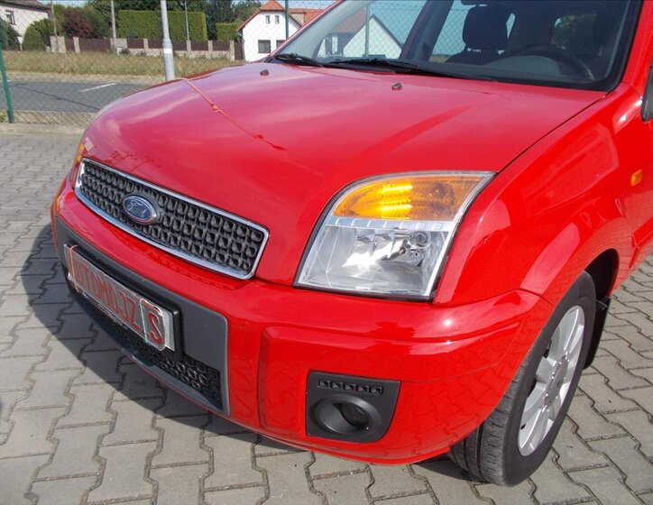 Ford Fusion Kombi 1,4 l 59 kw