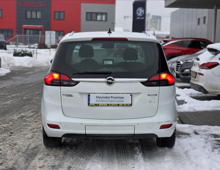 Opel Zafira Kombi 1,6 l 100 kw
