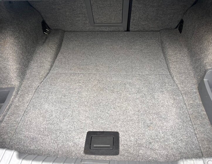 BMW Řada 3 Sedan / Limuzína 0,0 180 kw