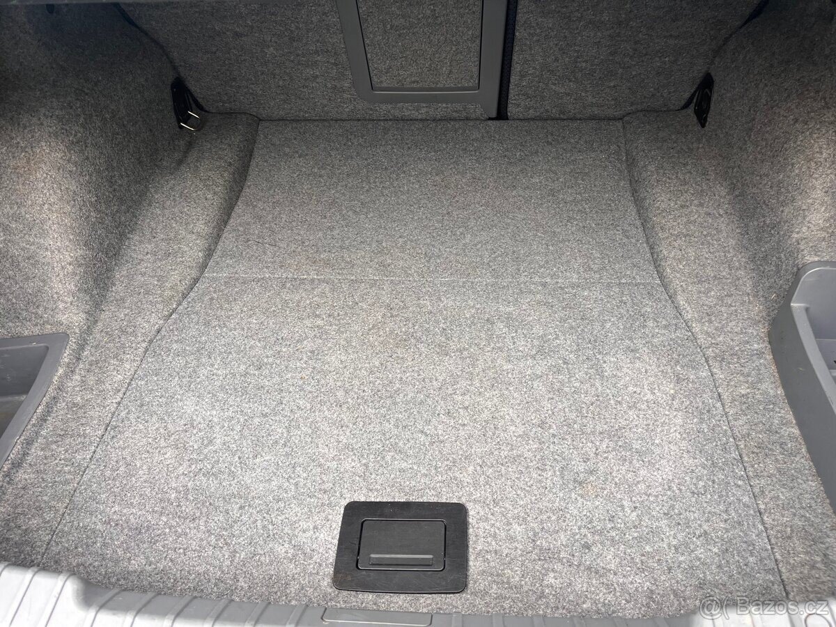 BMW Řada 3 Sedan / Limuzína 0,0 180 kw