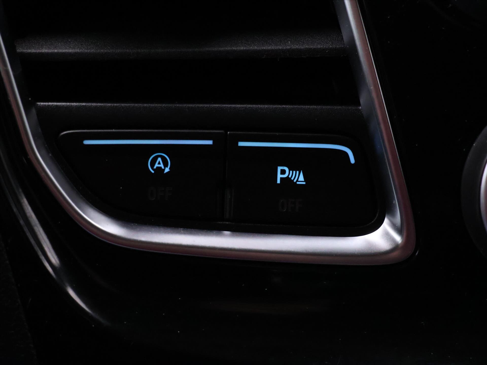 Ford Tourneo Custom Kombi 2,0 l 125 kw