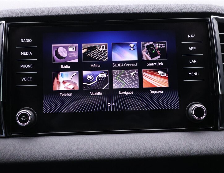 Škoda Karoq SUV 1,5 l 110 kw