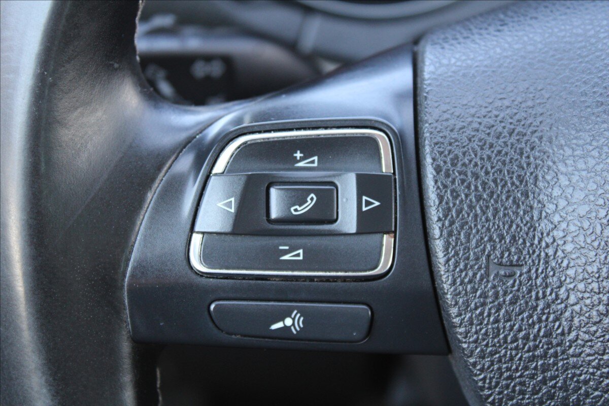 Volkswagen Golf Kombi 2,0 l 103 kw