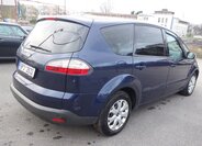 Ford S-MAX 9