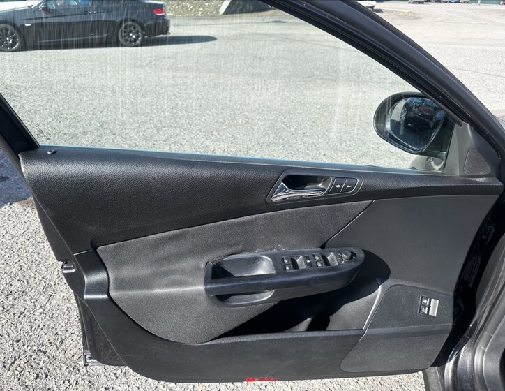 Volkswagen Passat 13