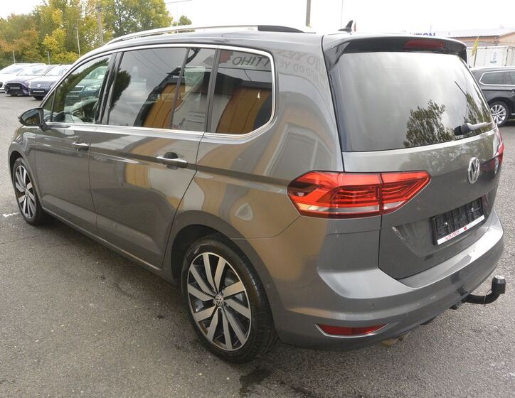 Volkswagen Touran 7