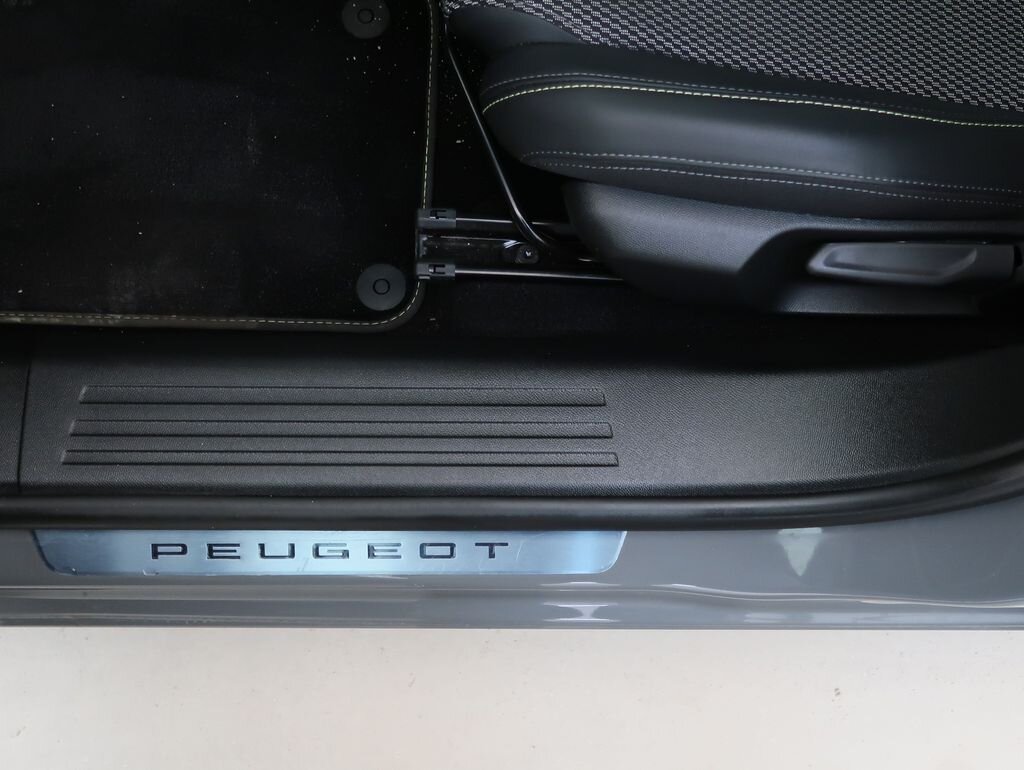 Peugeot 2008 SUV / Terénní 1,2 l 96 kw