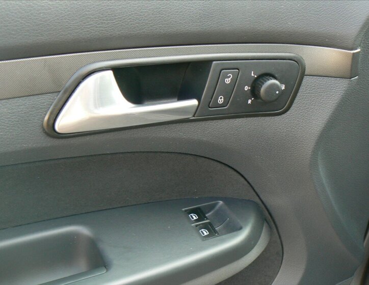 Volkswagen Touran MPV 1,9 l 77 kw