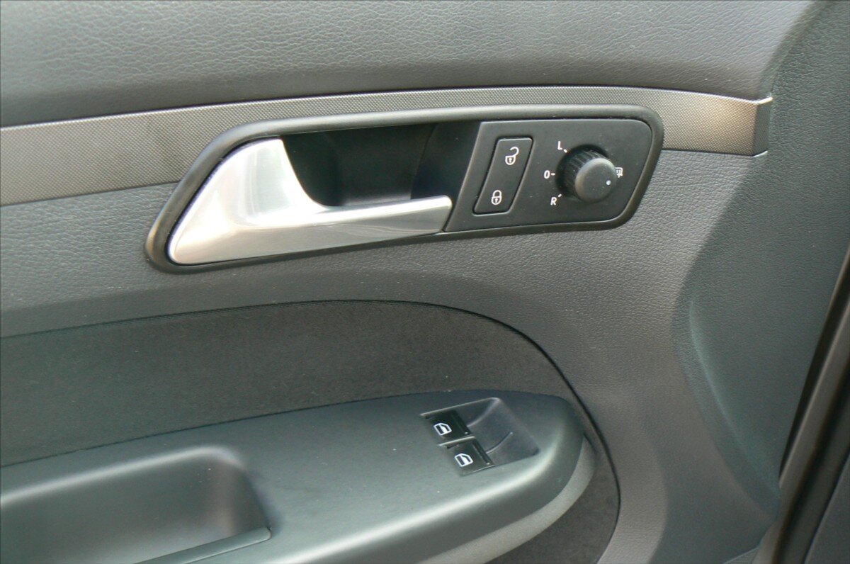 Volkswagen Touran MPV 1,9 l 77 kw