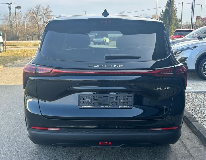 Dongfeng Ostatní MPV 1,5 l 130 kw