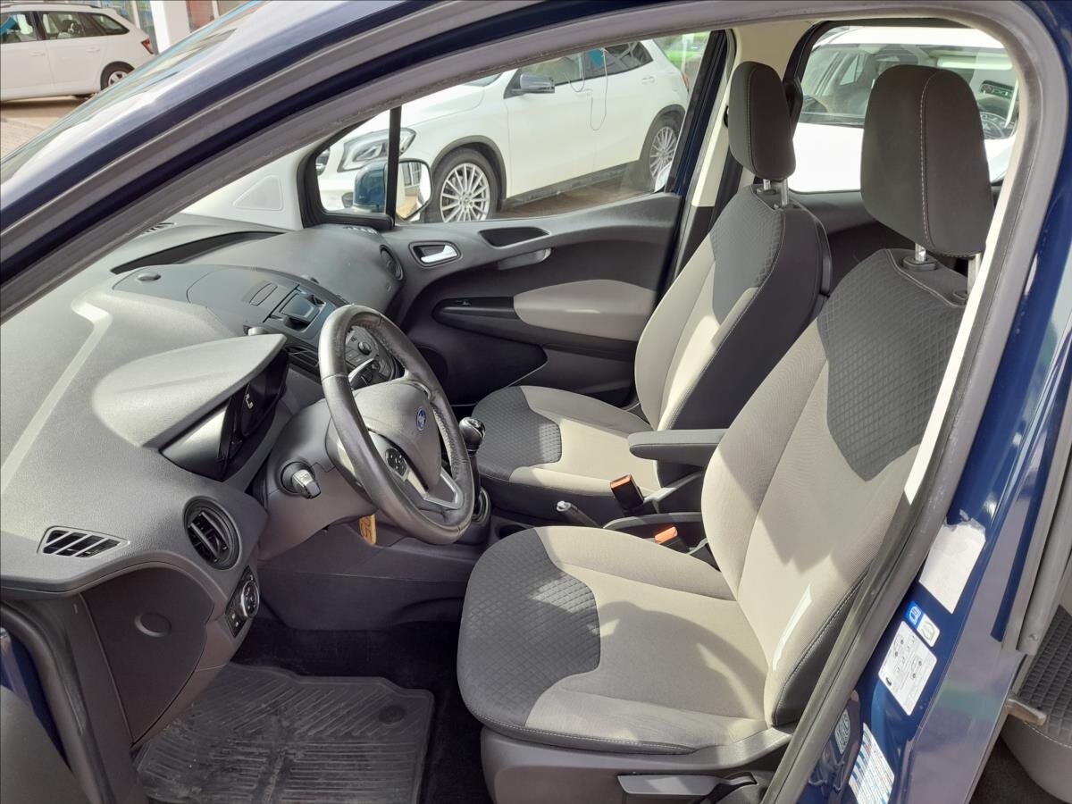 Ford Tourneo Courier MPV 998,0 74 kw