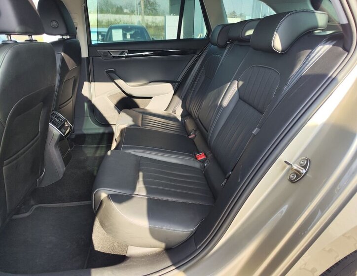 Škoda Superb Kombi 1,5 l 110 kw