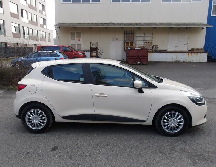 Renault Clio Hatchback 1,1 l 54 kw