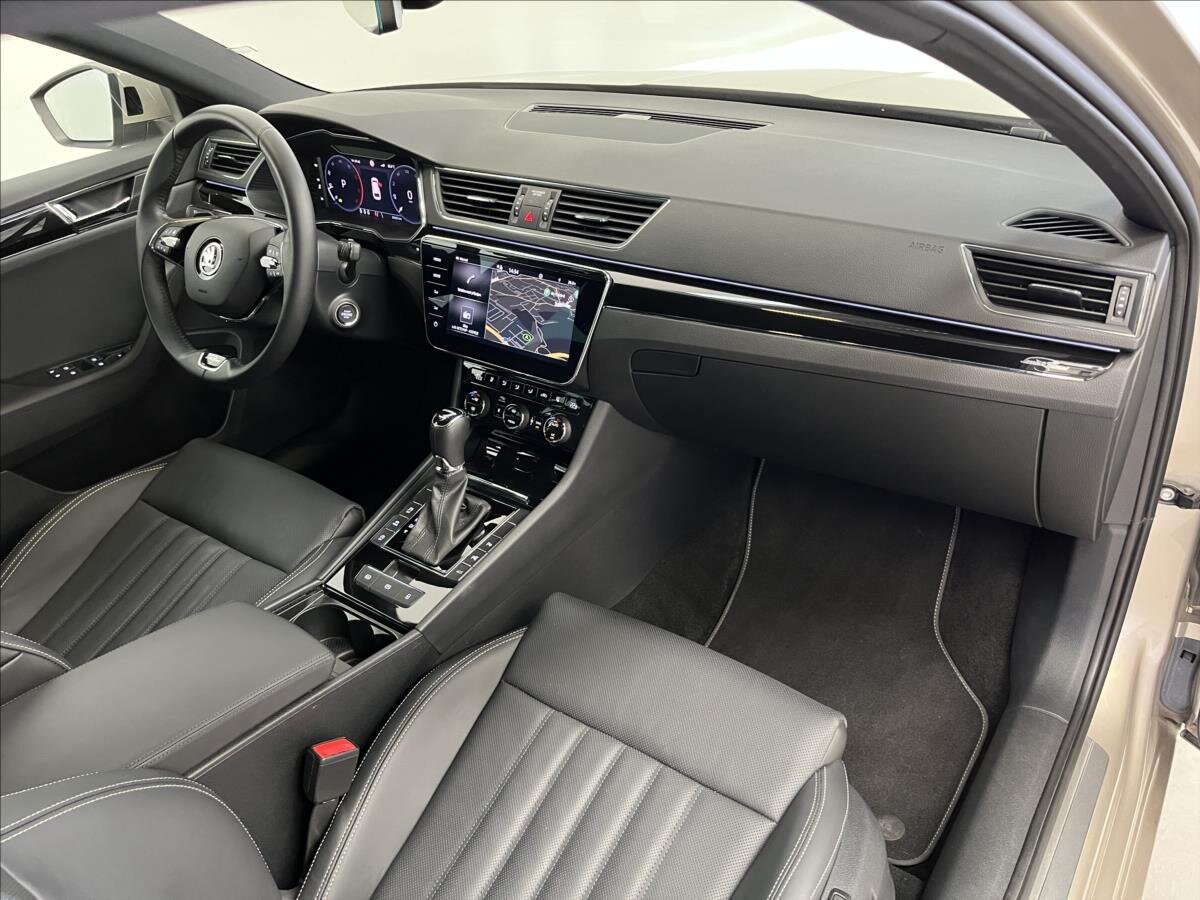 Škoda Superb Kombi 2,0 l 147 kw