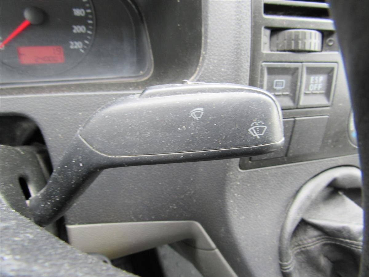 Volkswagen Transporter Skříň 1,9 l 62 kw