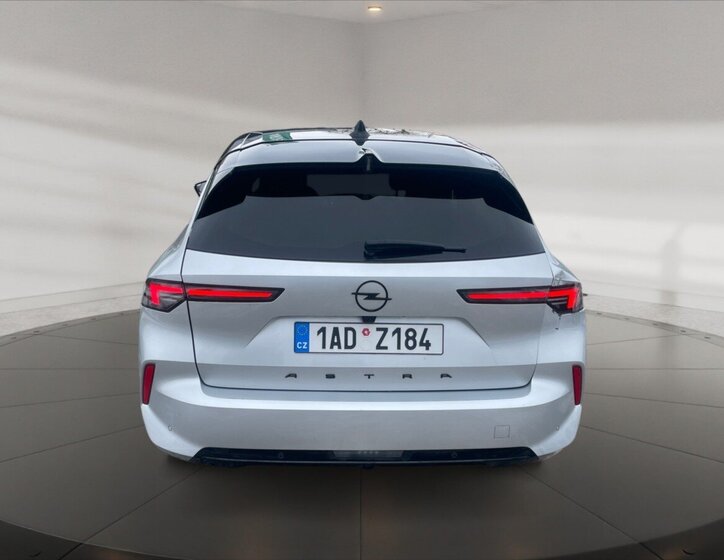 Opel Astra Kombi 1,2 l 96 kw