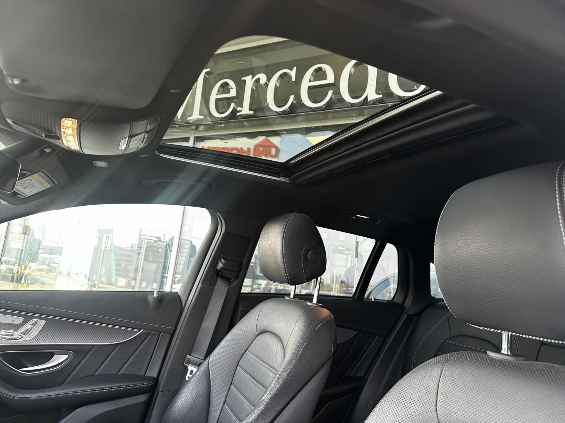 Mercedes-Benz EQC SUV / Terénní 0,0 300 kw