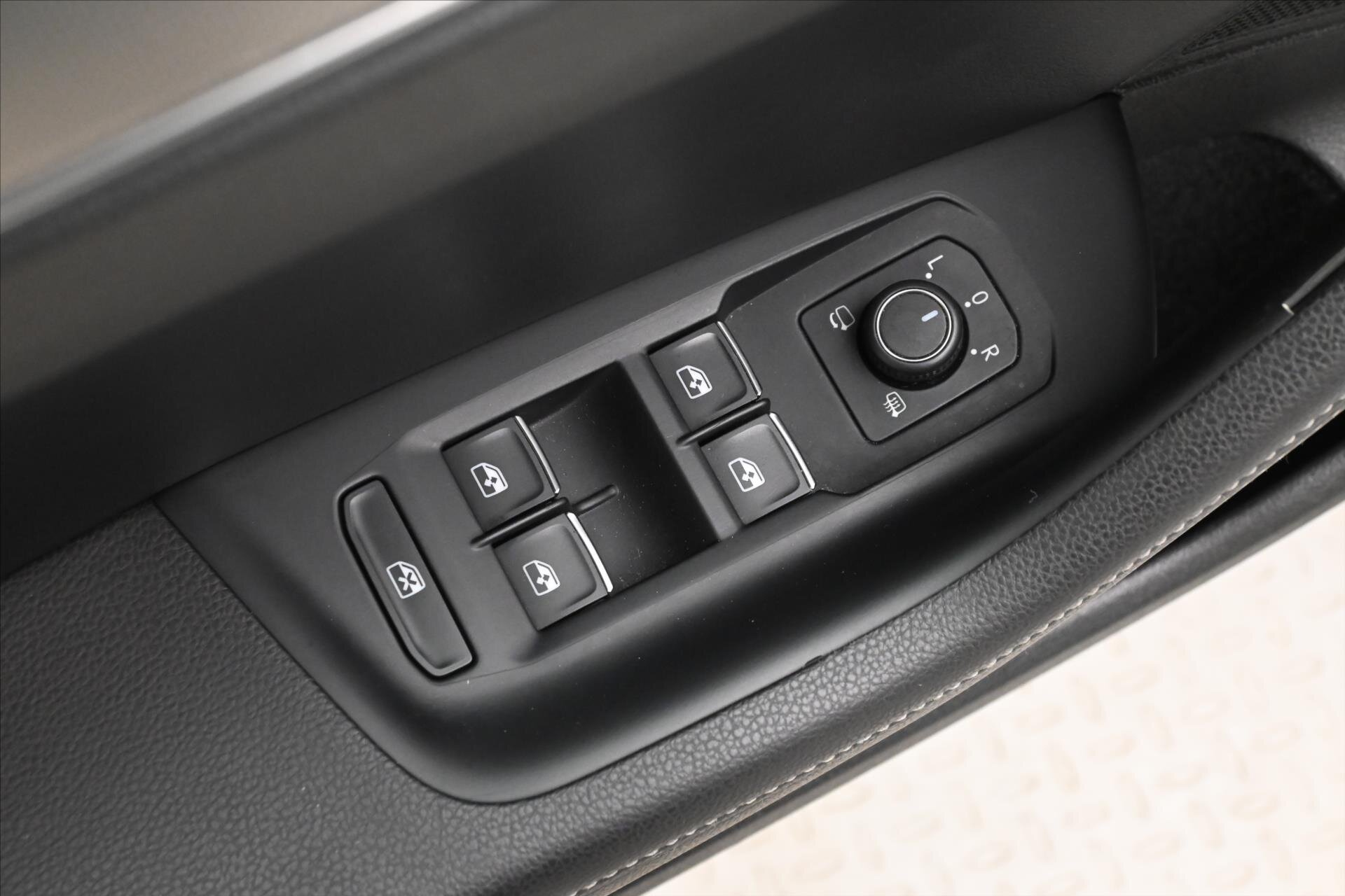 Volkswagen Passat Kombi 1,5 l 110 kw