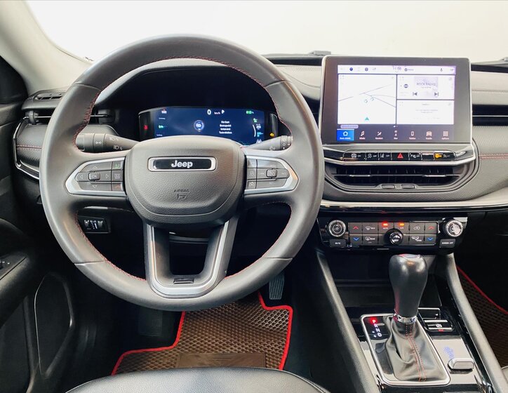 Jeep Compass Ostatní 1,3 l 132 kw