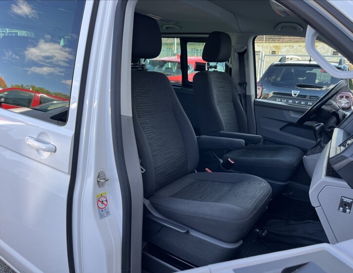 Volkswagen Caravelle Kombi 2,0 l 110 kw