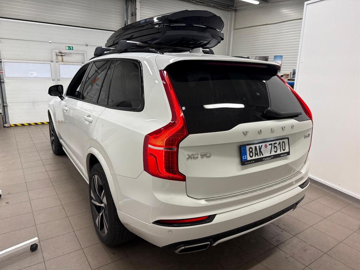 Volvo XC90 SUV 2,0 l 220 kw