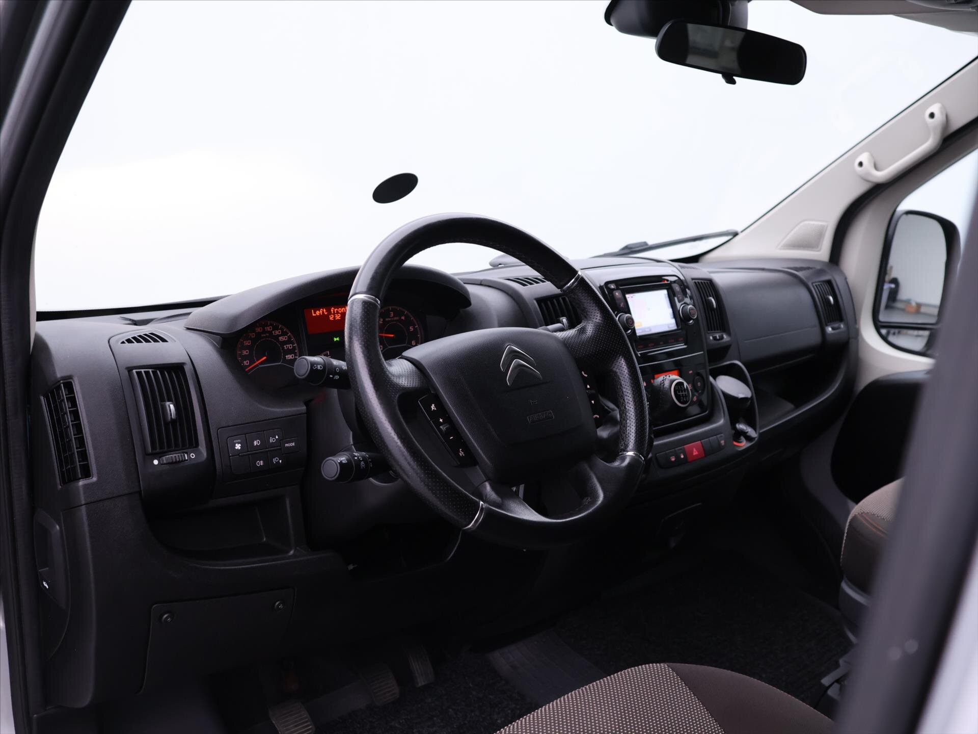 Citroën Jumper Kombi 2,0 l 120 kw