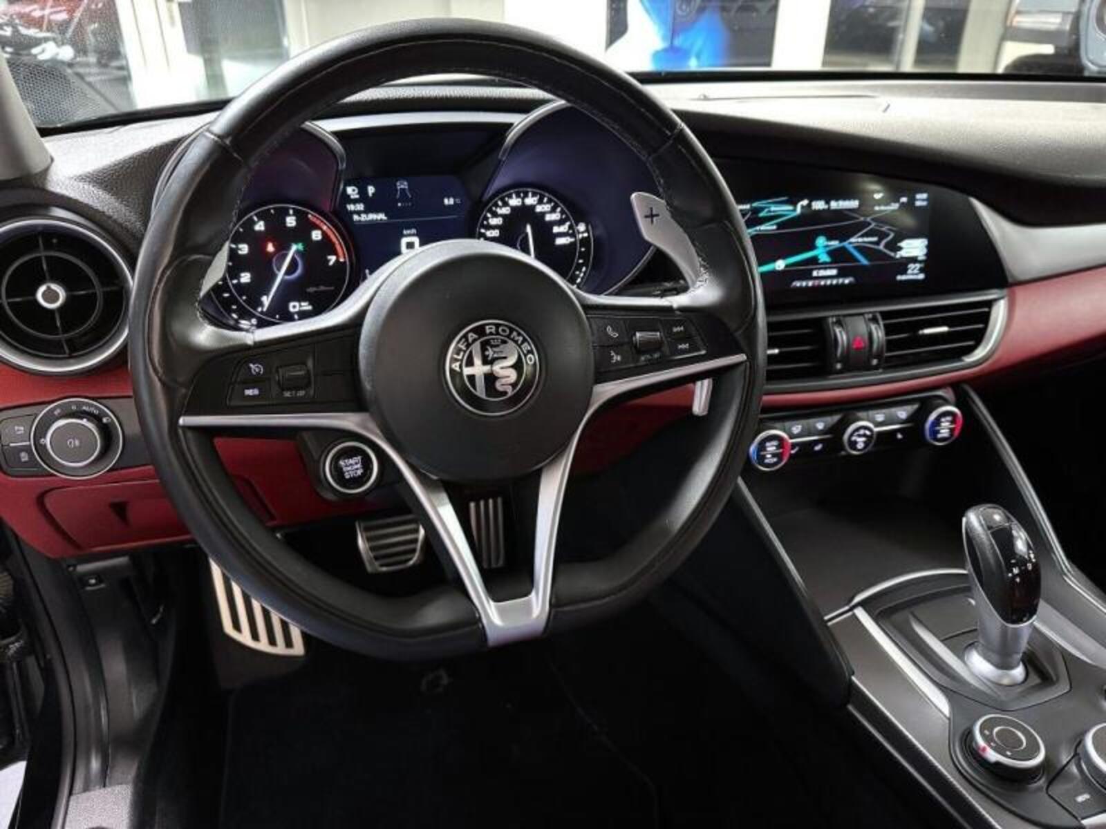 Alfa Romeo Giulia 15