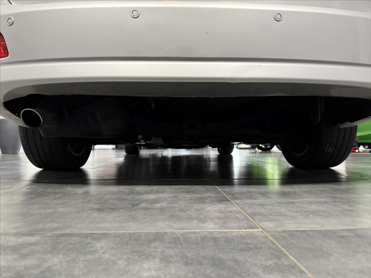 Mazda 5 Kombi 2,0 l 107 kw