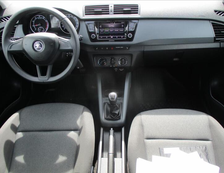 Škoda Fabia 12