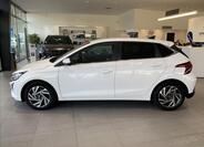 Hyundai i20 8