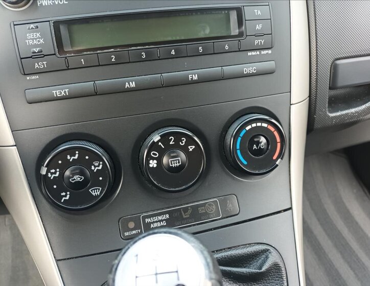 Toyota Auris Hatchback 1,4 l 66 kw