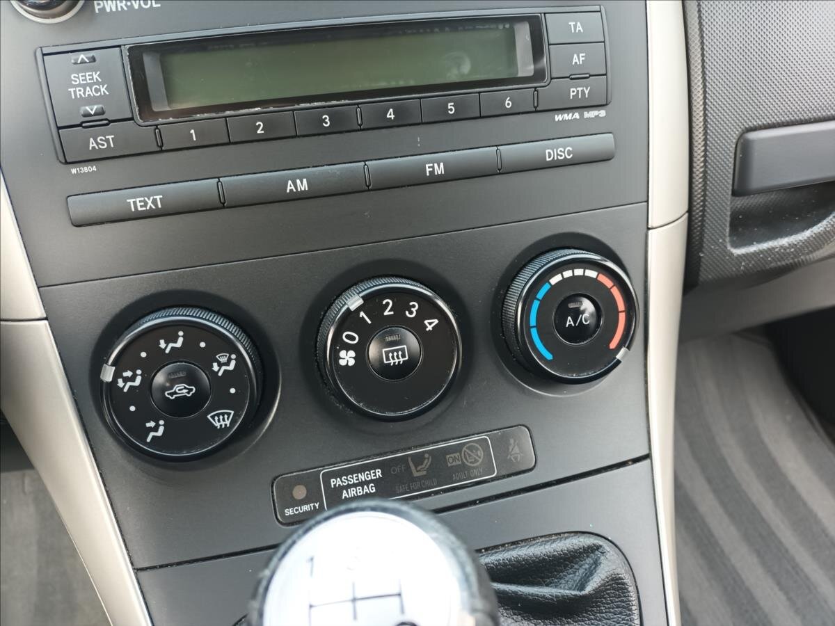 Toyota Auris Hatchback 1,4 l 66 kw