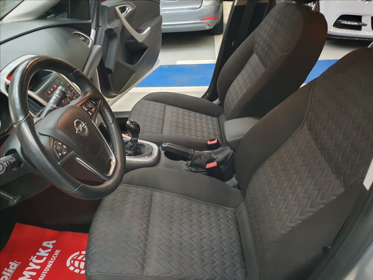 Opel Astra Hatchback 1,4 l 103 kw