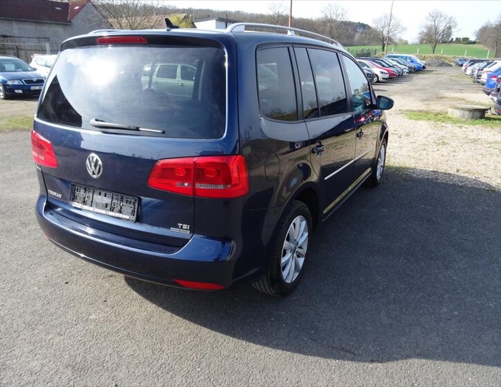Volkswagen Touran MPV 1,2 l 77 kw