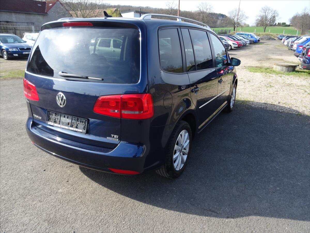 Volkswagen Touran MPV 1,2 l 77 kw