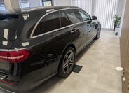 Mercedes-Benz Třídy E Kombi 2,0 l 143 kw