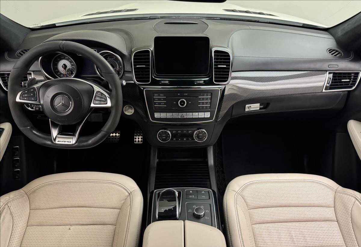 Mercedes-Benz GLS SUV / Terénní 5,5 l 430 kw