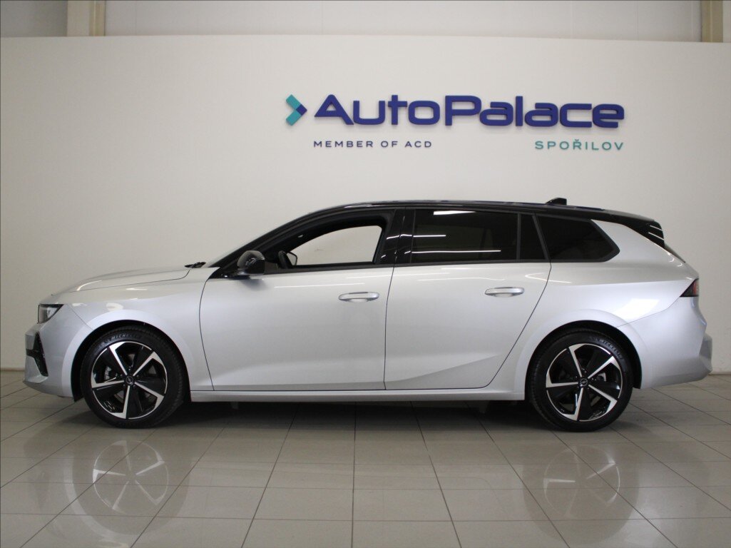 Opel Astra Kombi 1,2 l 96 kw