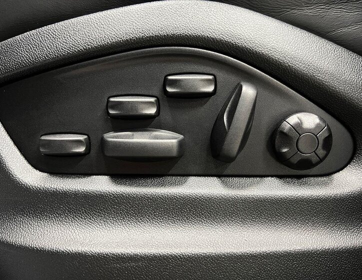 Porsche Cayenne SUV / Terénní 4,0 l 349 kw