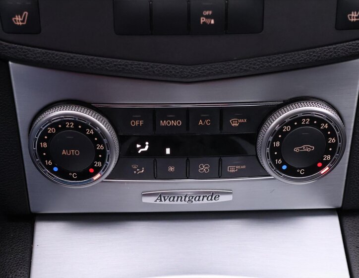 Mercedes-Benz Třídy C Kombi 2,1 l 150 kw