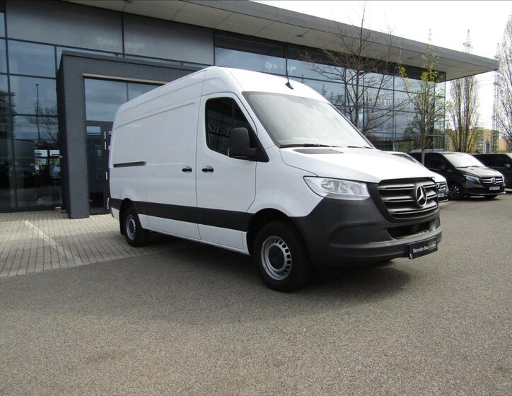 Mercedes-Benz Sprinter 6