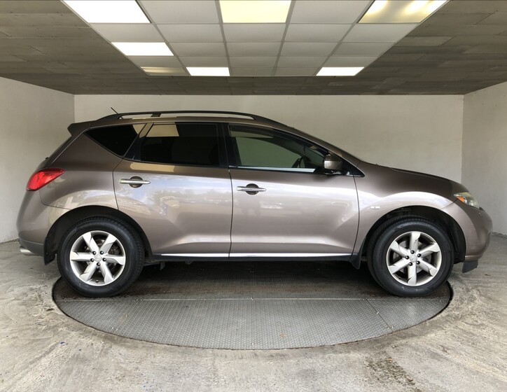 Nissan Murano 8