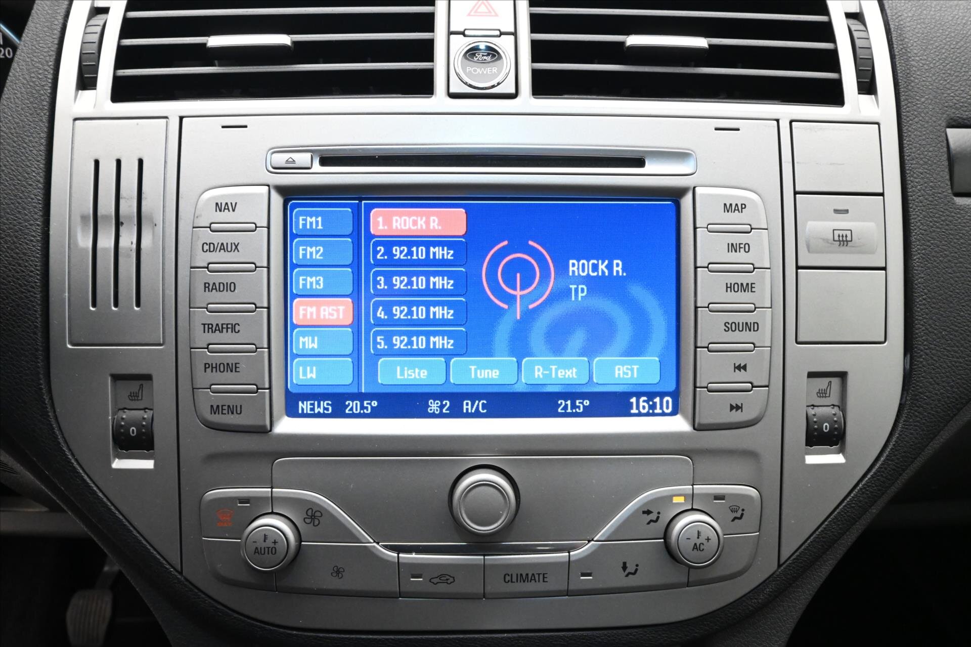 Ford Kuga SUV / Terénní 2,0 l 103 kw