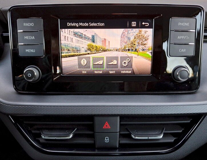 Škoda Kamiq SUV 999,0 81 kw