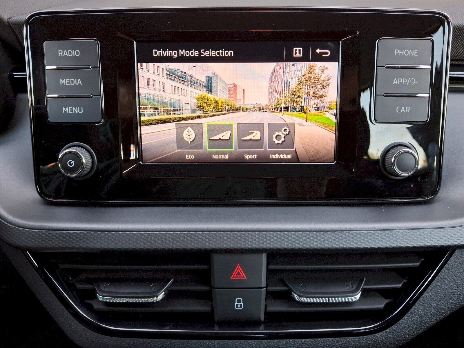 Škoda Kamiq SUV 999,0 81 kw