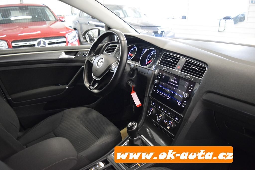 Volkswagen Golf Kombi 1,6 l 85 kw