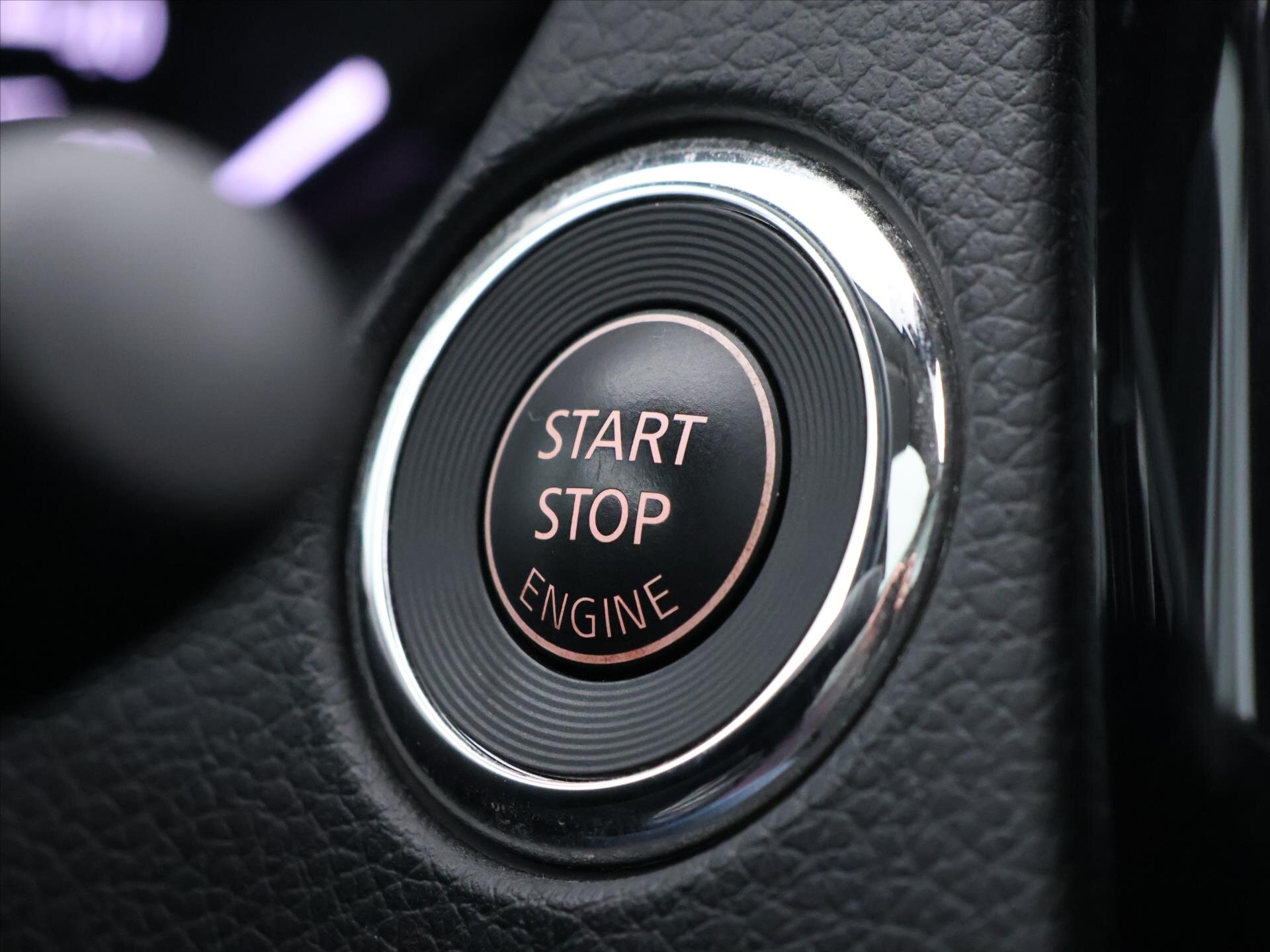 Nissan Qashqai SUV 1,2 l 85 kw